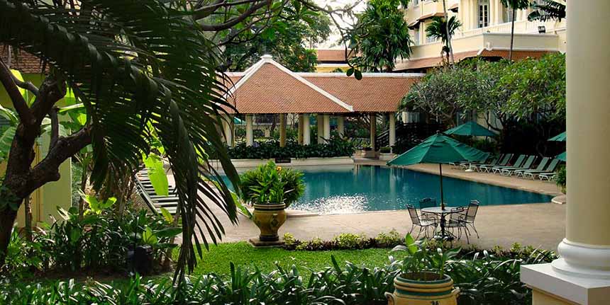 Raffles le royal phnom penh outdoor pool