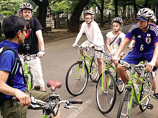 Family cycling tour of Tokyo, Japan