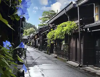 Street in Sanmachi Suji old town of Takayama.