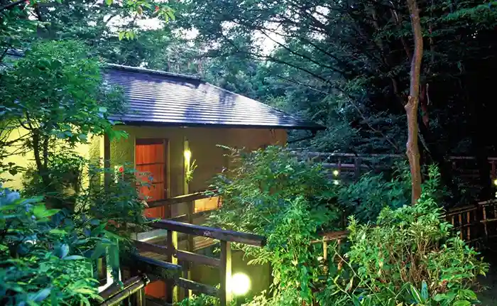 Hanafubuki ryokan villa in Izu, Japan