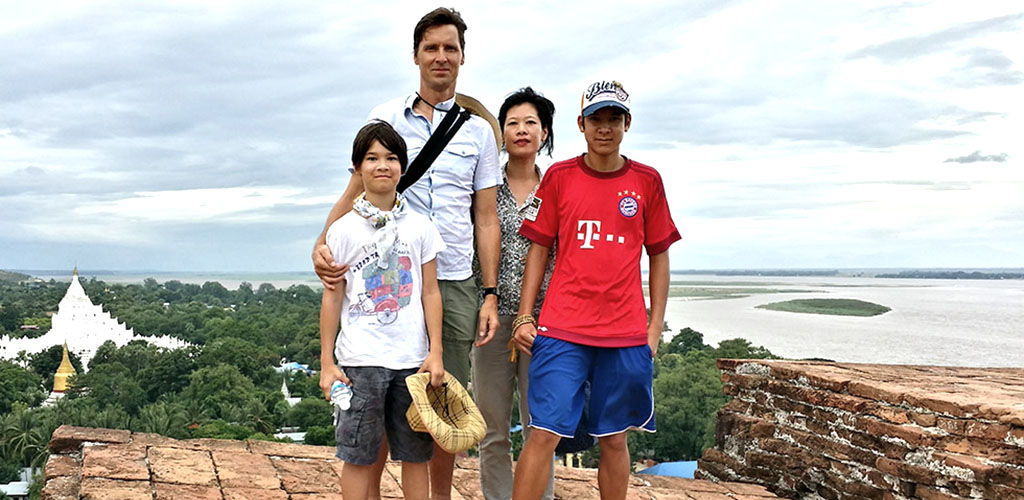 Family tour of Myanmar at Minigun in Mandalay