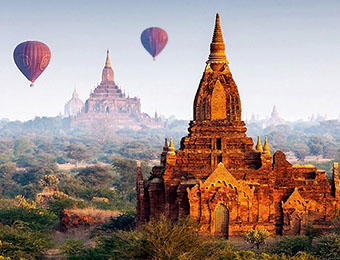Balloons over Bagan view