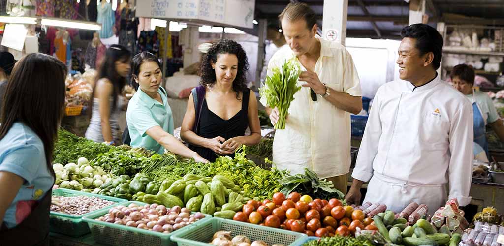 Taste of Thailand, culinary market tour in Bangkok with chef
