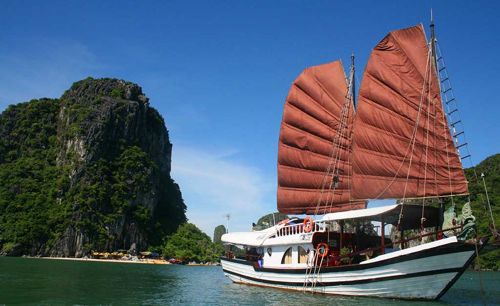 Private luxury cruise ship on Halong Bay