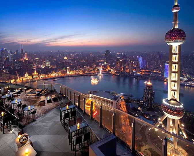 Ritz rooftop bar Flair in Shanghai